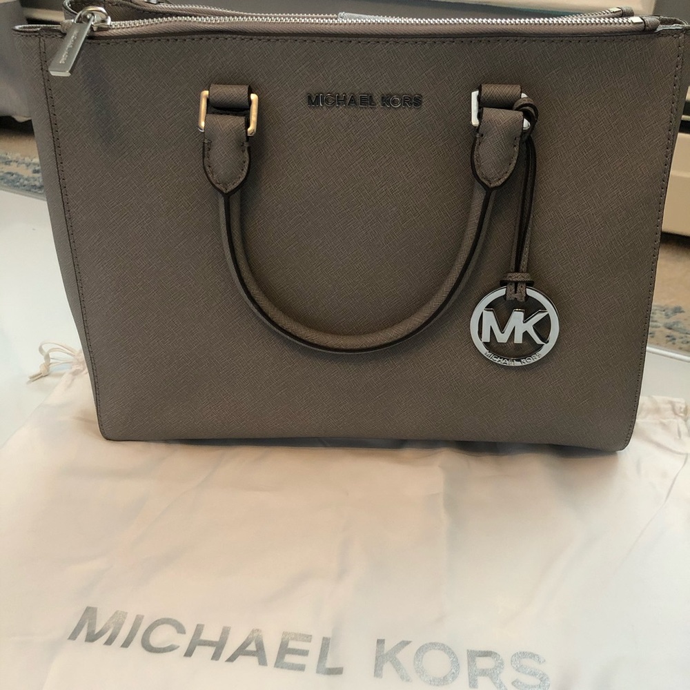 Michael Kors Sutton Bag